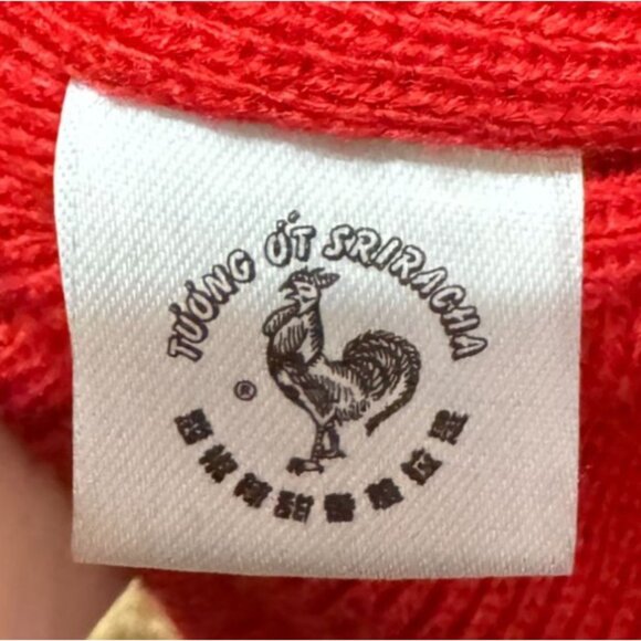 Sriracha Beanie Hot Sauce Logo Red White Winter Beanie Hat Cap Spicy Peppers - Picture 4 of 5